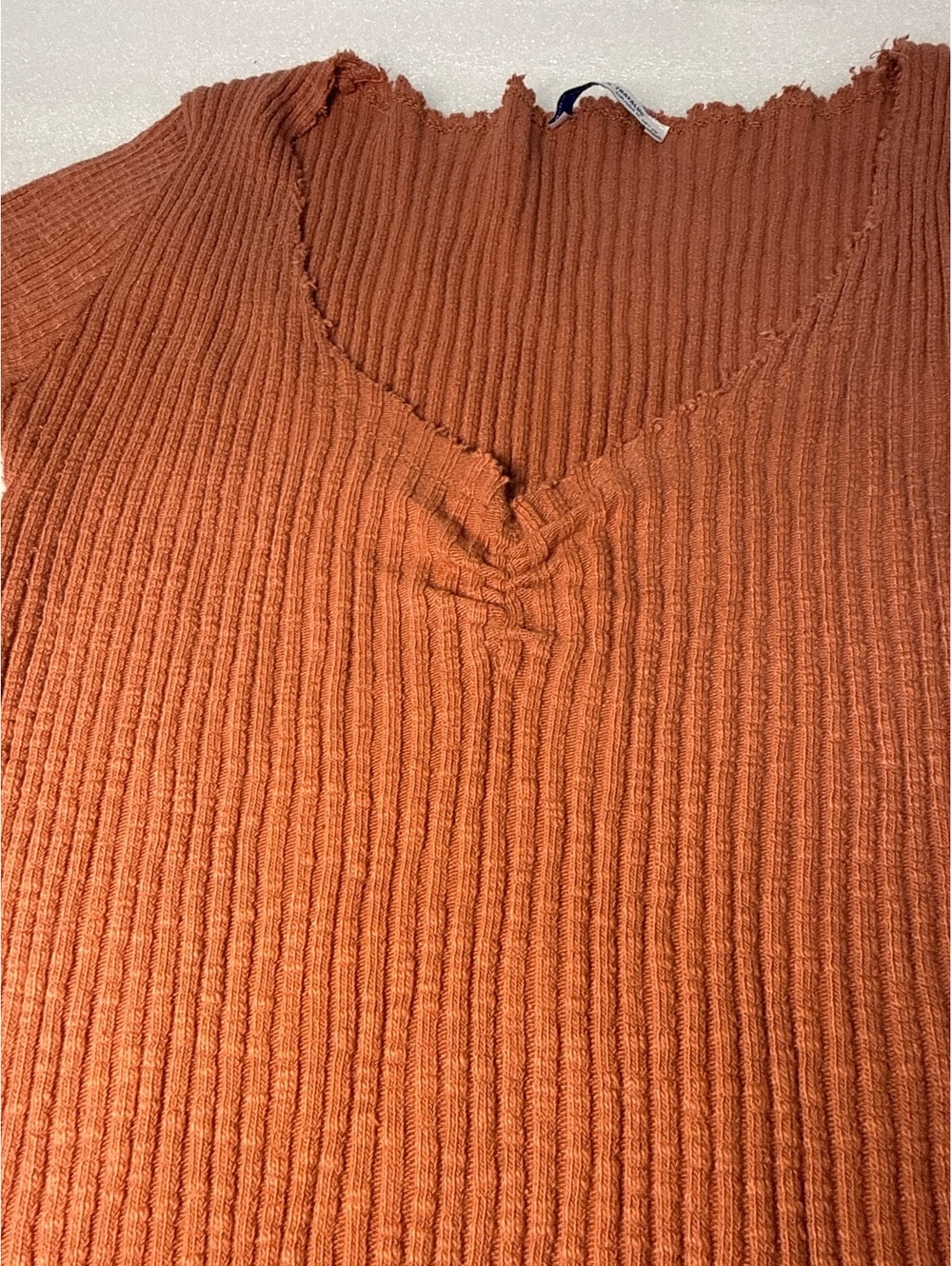 Zara Trafaluc Rust Ribbed Ruched V-Neck Short Sleeve Top Size M - Picture 4 of 7